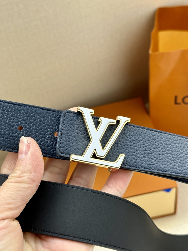 激安ルイヴィトンベルト背面デザイン